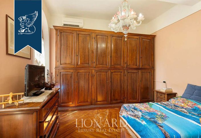 Image No.25-5 Bed Villa for sale