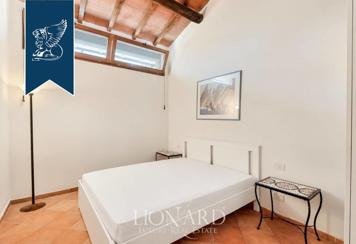 Image No.22-6 Bed Villa for sale