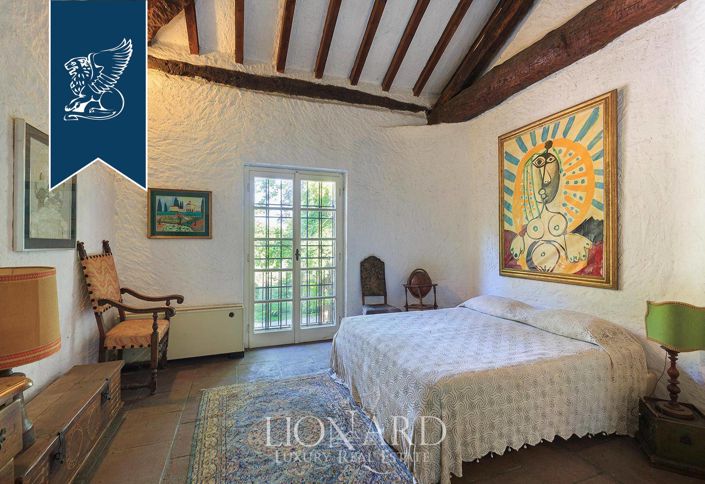 Image No.24-7 Bed Villa for sale