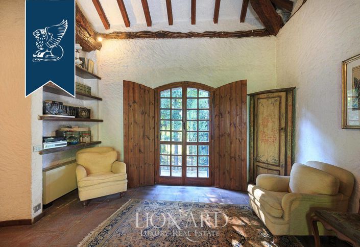 Image No.25-7 Bed Villa for sale
