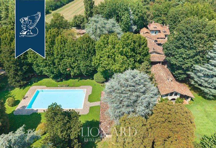 Image No.5-7 Bed Villa for sale