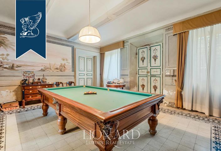 Image No.20-7 Bed Villa for sale