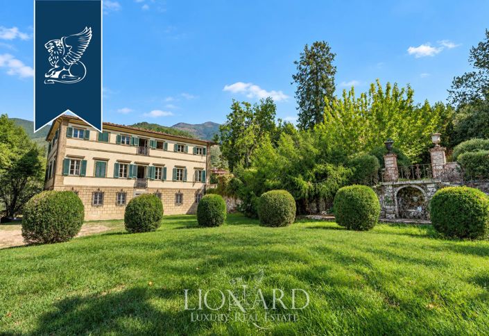 Image No.4-7 Bed Villa for sale