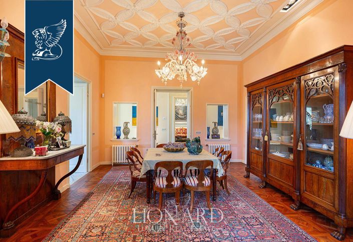 Image No.32-7 Bed Villa for sale