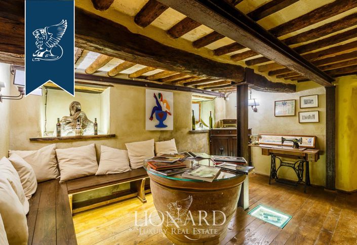 Image No.27-13 Bed Farmhouse for sale