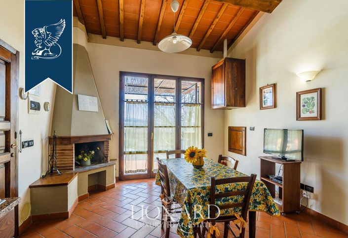 Image No.42-13 Bed Farmhouse for sale