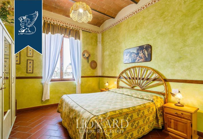 Image No.48-13 Bed Farmhouse for sale