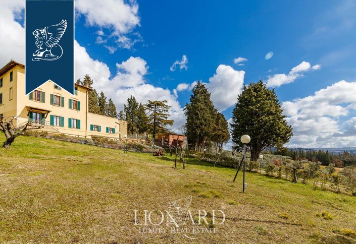 Image No.8-13 Bed Farmhouse for sale
