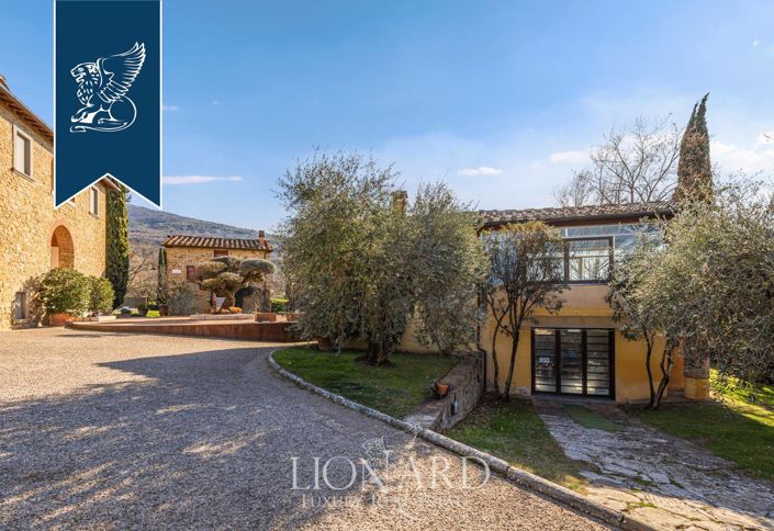 Image No.40-5 Bed Villa for sale