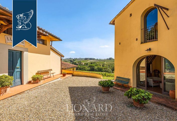 Image No.17-40 Bed Villa for sale