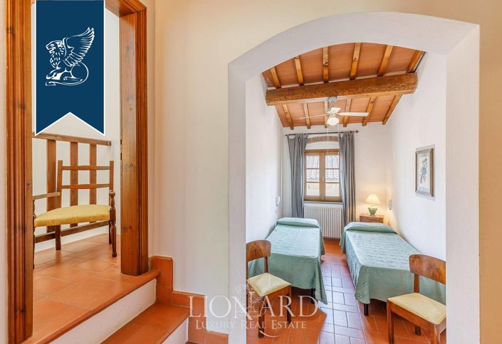 Image No.39-40 Bed Villa for sale