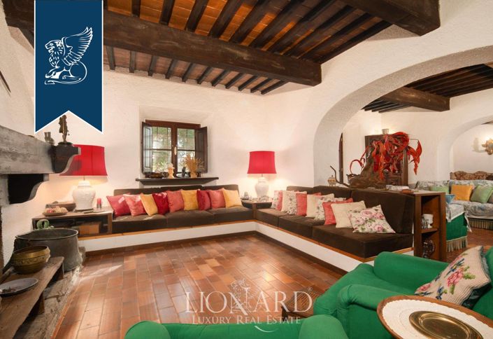 Image No.16-9 Bed Farmhouse for sale