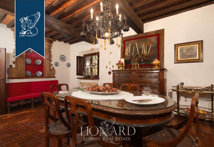 Image No.20-9 Bed Farmhouse for sale