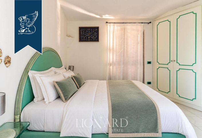 Image No.21-7 Bed Villa for sale
