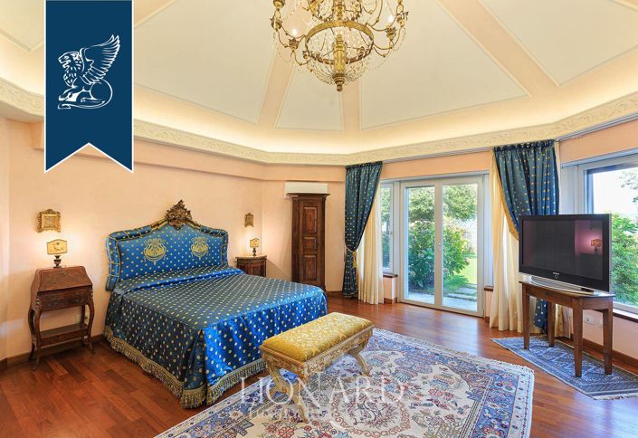 Image No.35-5 Bed Villa for sale