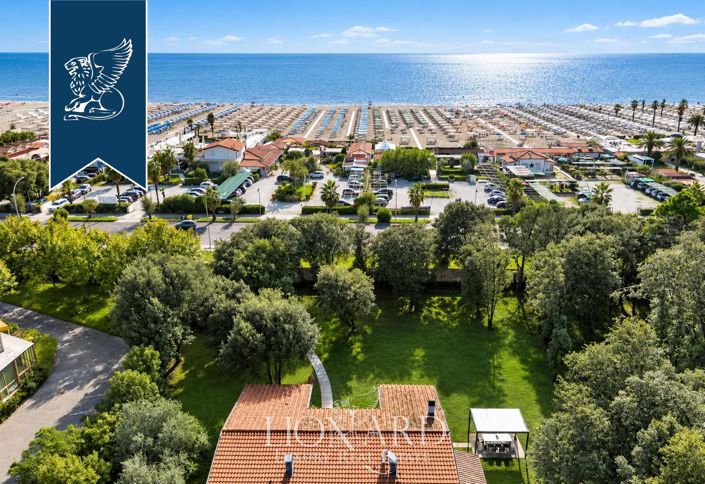 Image No.4-4 Bed Villa for sale