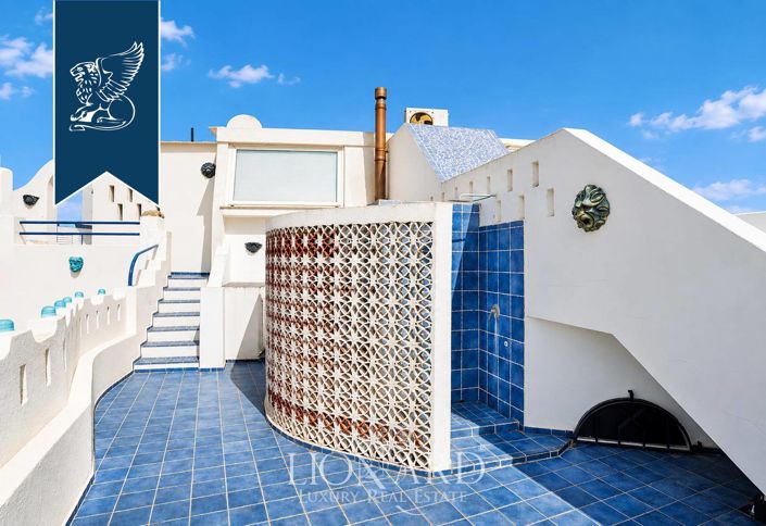Image No.11-4 Bed Apartment for sale