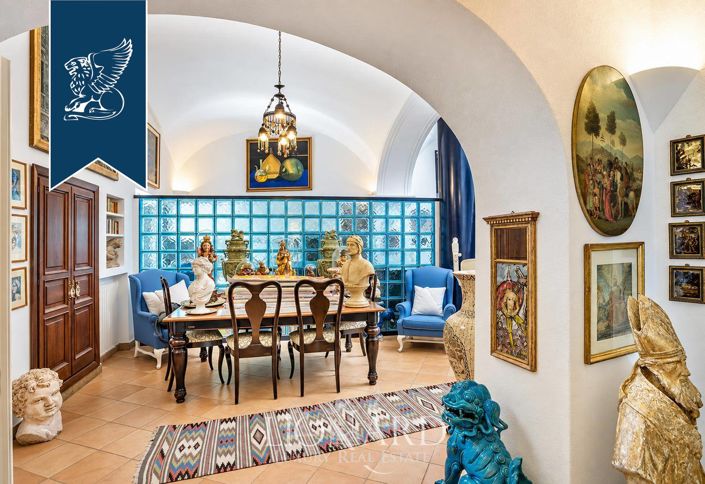 Image No.21-4 Bed Apartment for sale