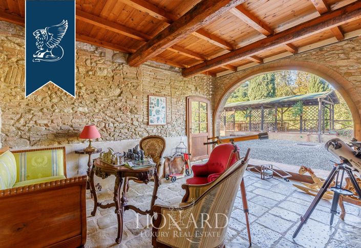 Image No.27-13 Bed Villa for sale