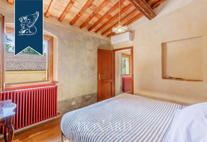 Image No.38-13 Bed Villa for sale