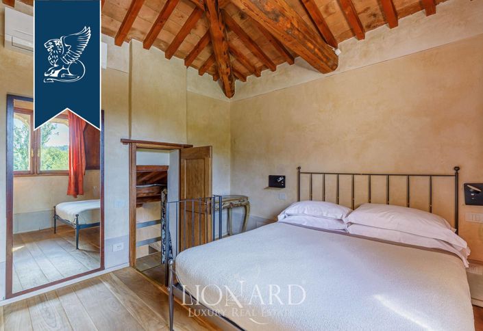 Image No.41-13 Bed Villa for sale