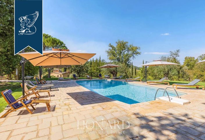 Image No.8-13 Bed Villa for sale