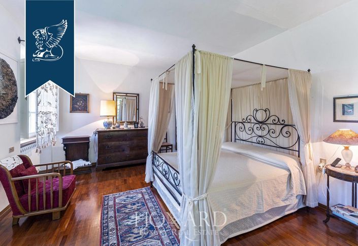 Image No.32-8 Bed Villa for sale