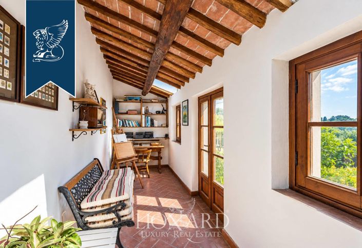 Image No.40-8 Bed Villa for sale