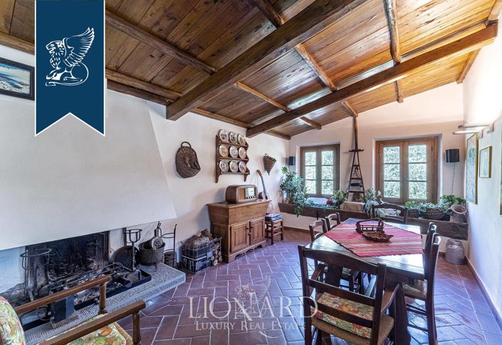 Image No.41-8 Bed Villa for sale