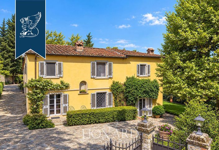 Image No.5-8 Bed Villa for sale
