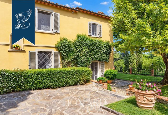 Image No.6-8 Bed Villa for sale