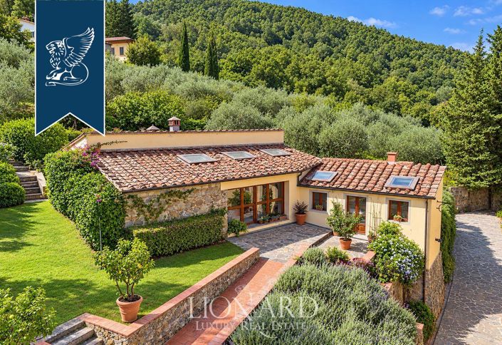 Image No.8-8 Bed Villa for sale