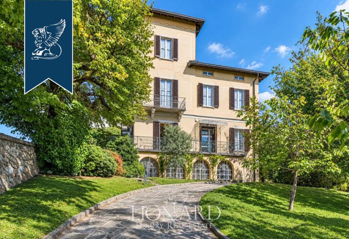 Image No.2-7 Bed Villa for sale