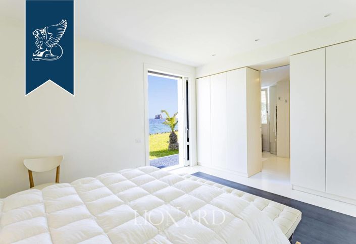 Image No.33-3 Bed Villa for sale