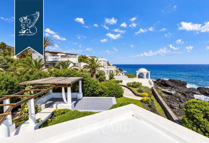 Image No.7-3 Bed Villa for sale