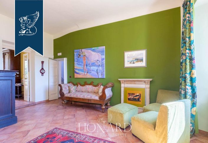 Image No.19-8 Bed Villa for sale
