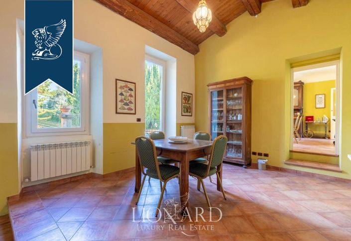 Image No.23-8 Bed Villa for sale