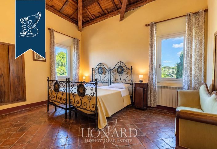 Image No.26-8 Bed Villa for sale