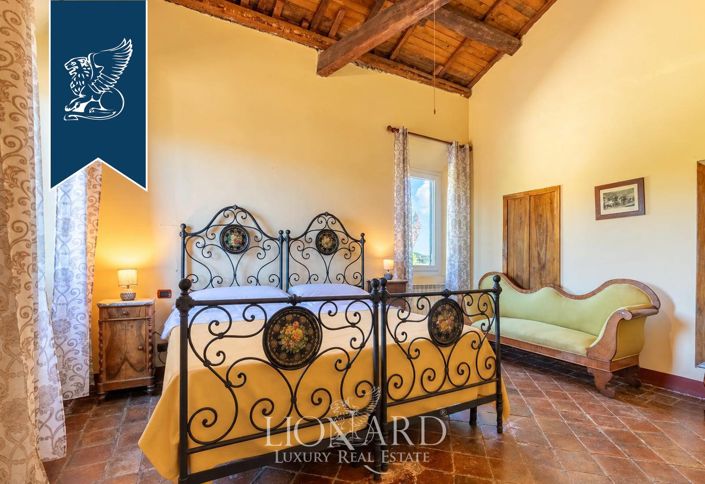 Image No.28-8 Bed Villa for sale