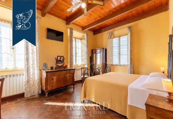 Image No.30-8 Bed Villa for sale