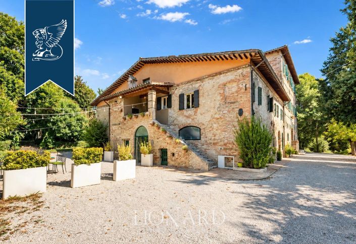 Image No.6-8 Bed Villa for sale