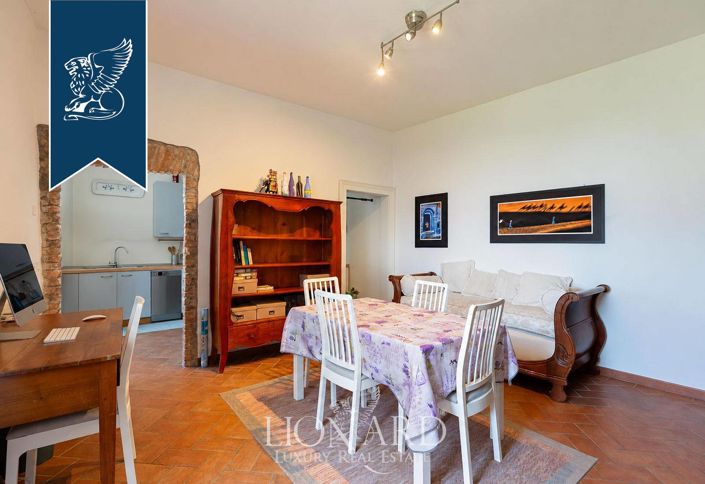 Image No.40-5 Bed Villa for sale