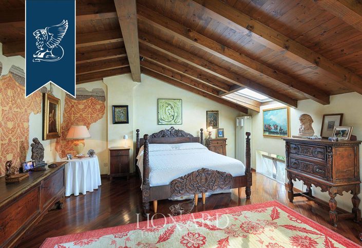 Image No.43-5 Bed Villa for sale