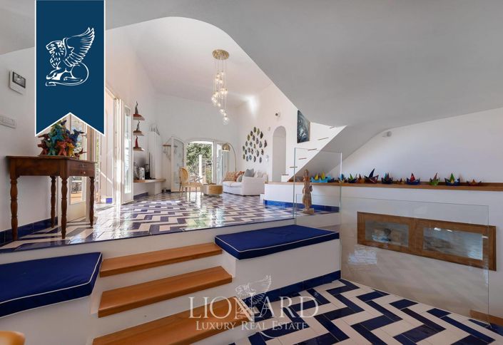 Image No.27-4 Bed Villa for sale