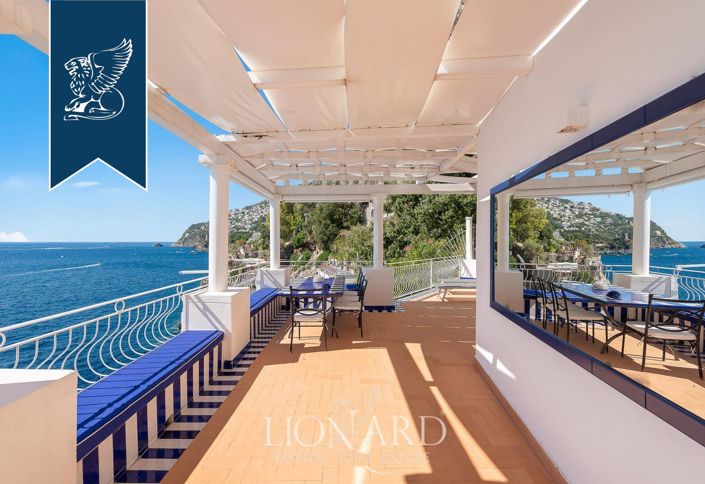 Image No.8-4 Bed Villa for sale