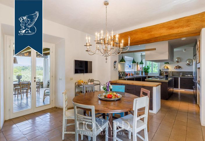 Image No.38-5 Bed Villa for sale