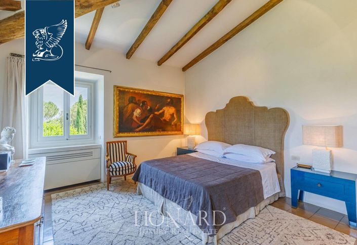 Image No.48-5 Bed Villa for sale