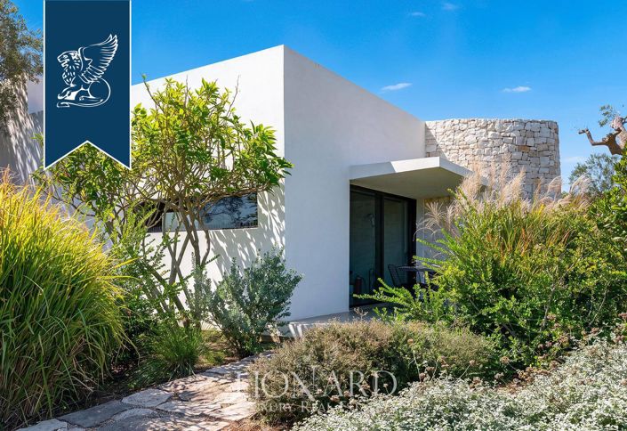 Image No.15-3 Bed Villa for sale