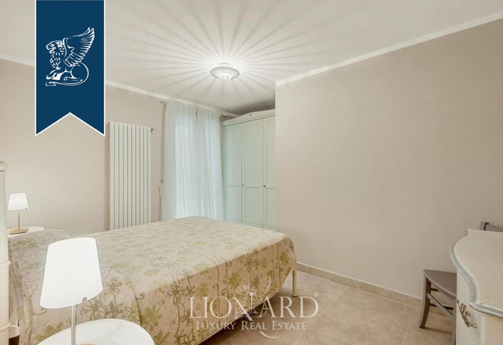 Image No.30-5 Bed Villa for sale