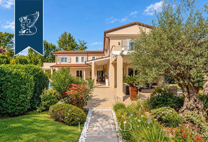 Image No.7-5 Bed Villa for sale